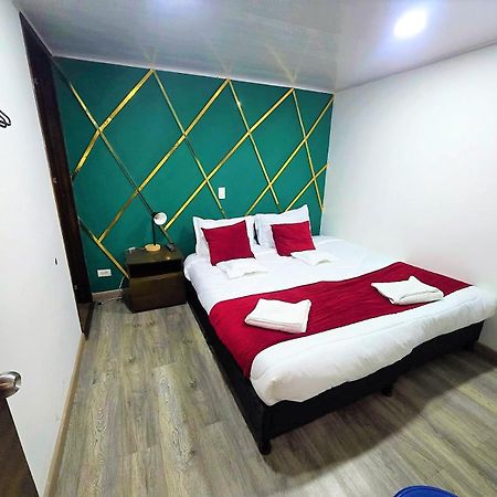 Hotel Kristal Ferial Bogotá Kültér fotó