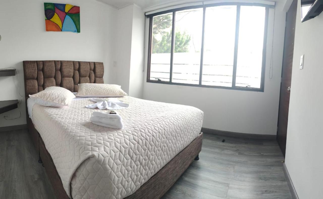 Hotel Kristal Ferial Bogotá Kültér fotó