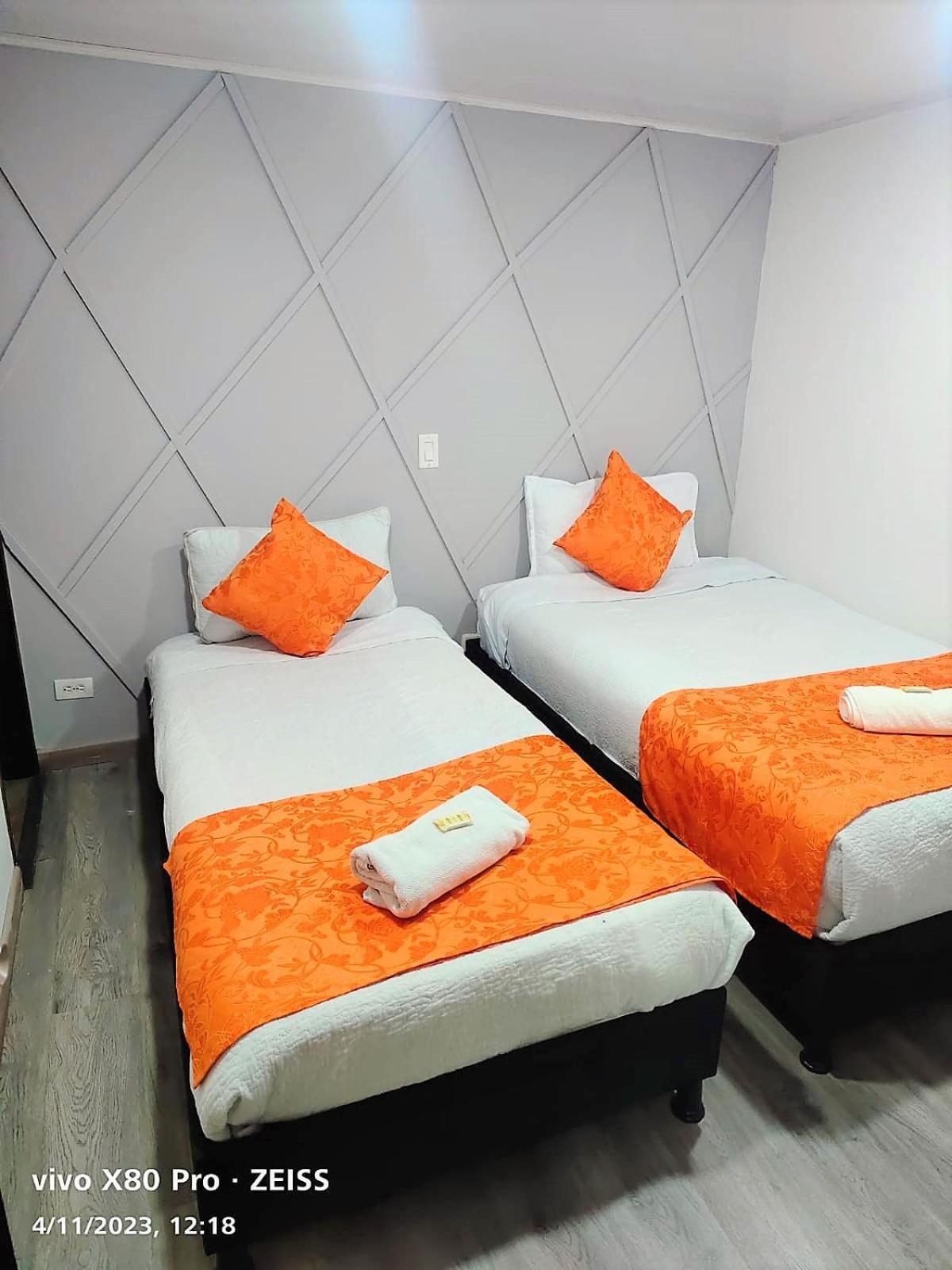 Hotel Kristal Ferial Bogotá Kültér fotó