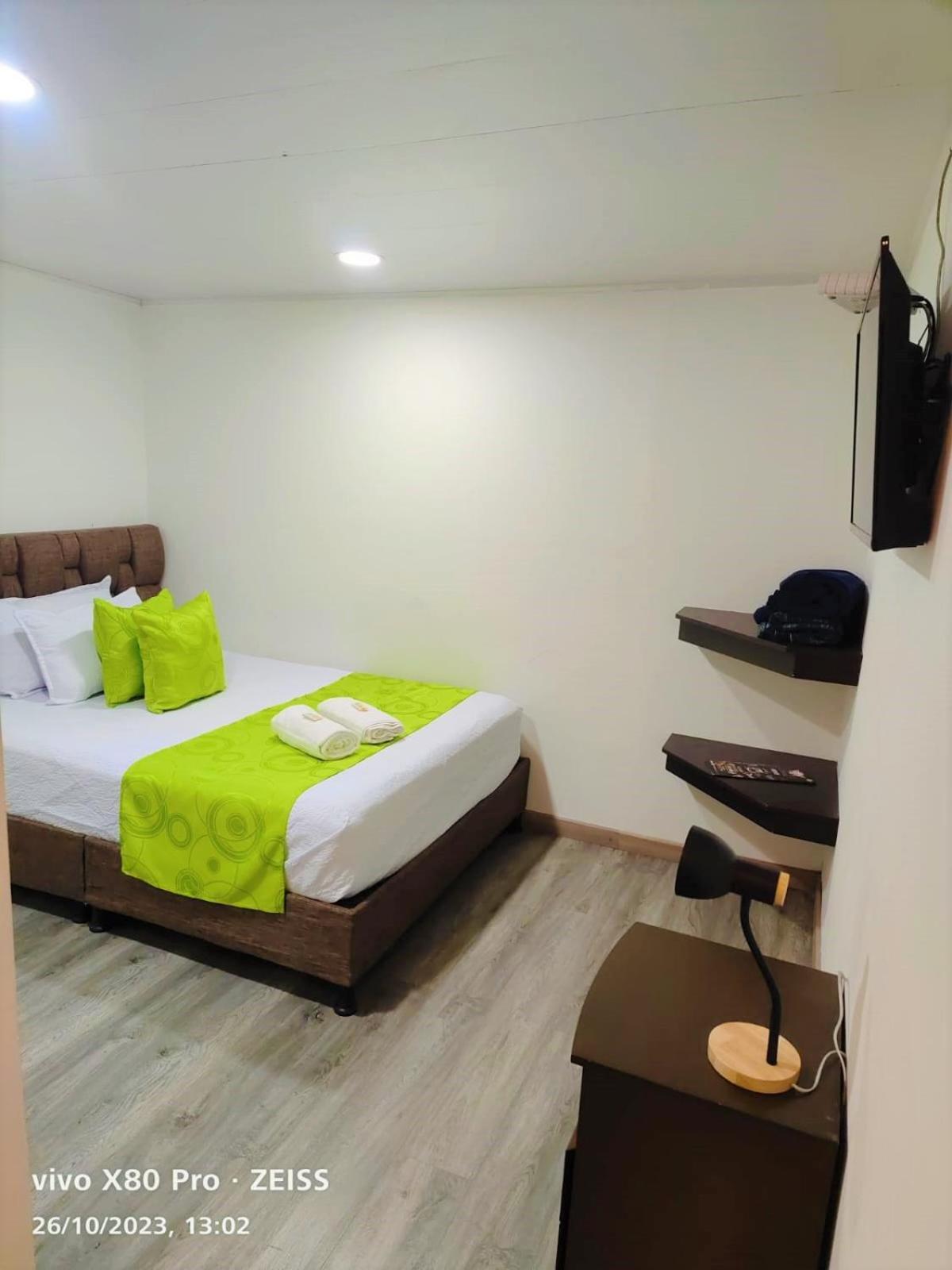 Hotel Kristal Ferial Bogotá Kültér fotó