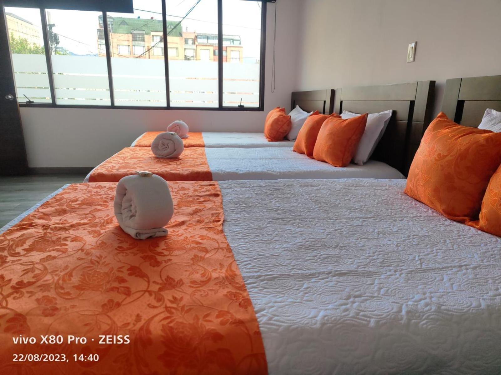 Hotel Kristal Ferial Bogotá Kültér fotó