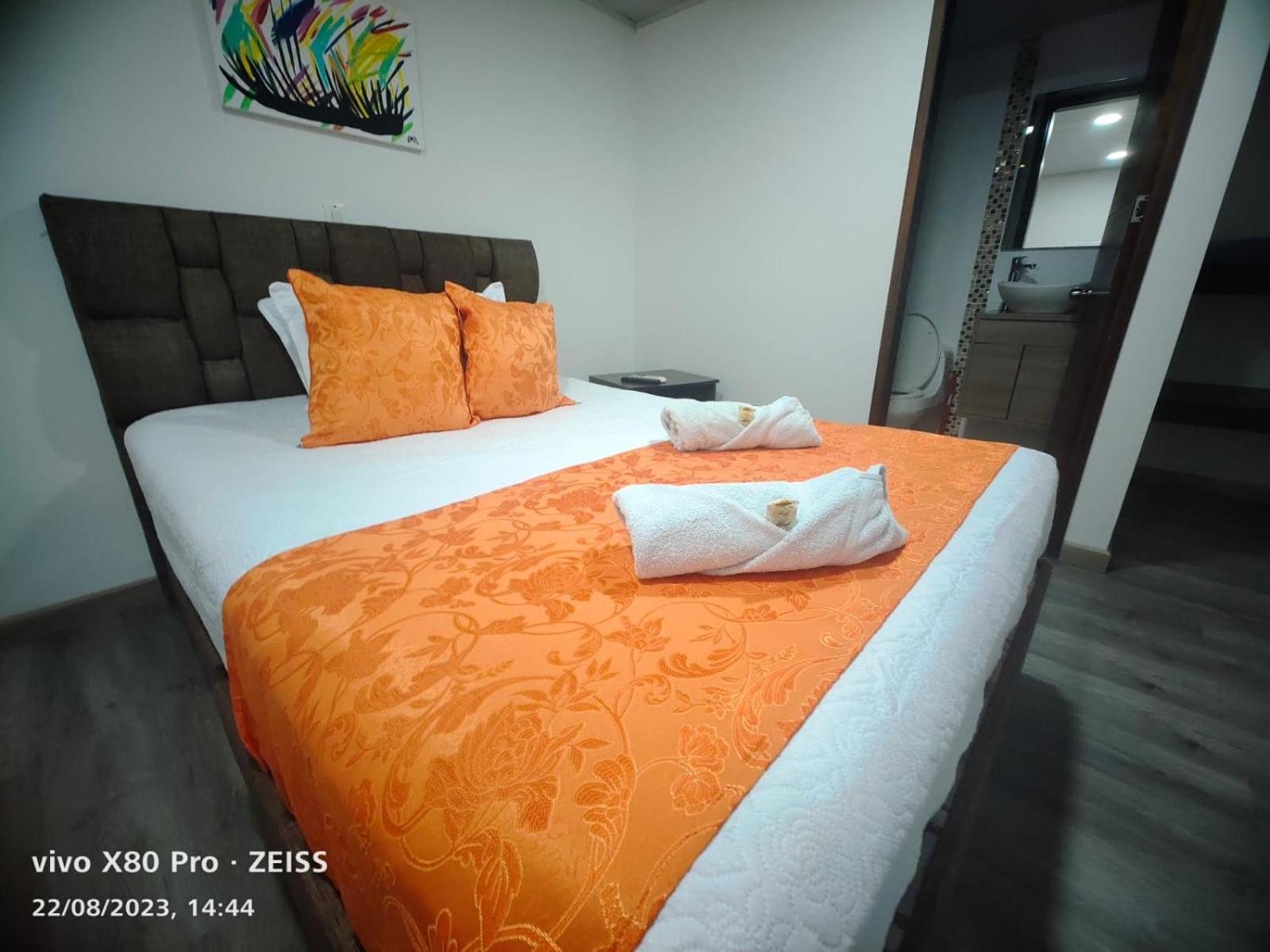 Hotel Kristal Ferial Bogotá Kültér fotó