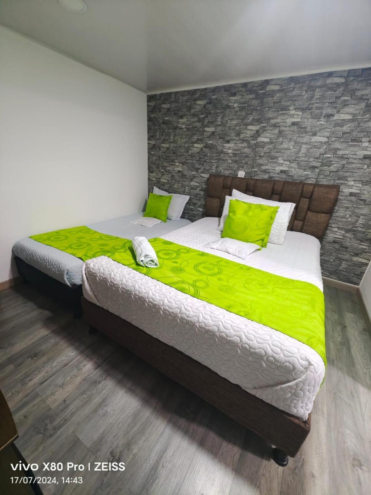 Hotel Kristal Ferial Bogotá Kültér fotó
